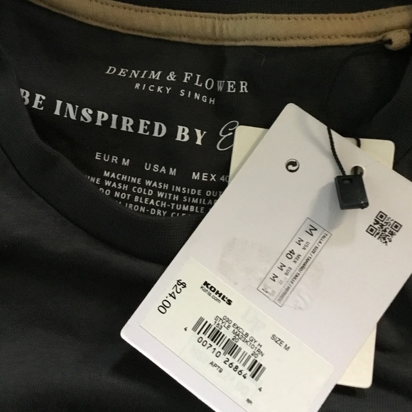 Tee shirt by demin and flowers - Picture 3 of 3